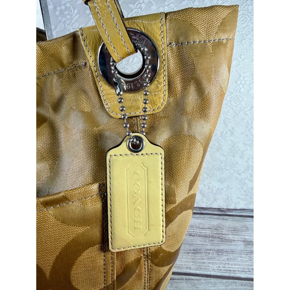 Coach Op Art Maggie Shoulder Bag Mustard‎ Yellow Jacquard Patent Leather 14264